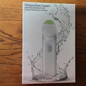 Clinique Sonic Brush